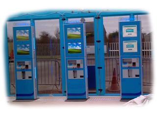 This 2 metre tall kiosk, comes with lower interactive 19'' display and a second, higher passive 19'' display for advertising purposes. At the rear of the unit a large passive of interactive third screen could replace the static advertisment area.